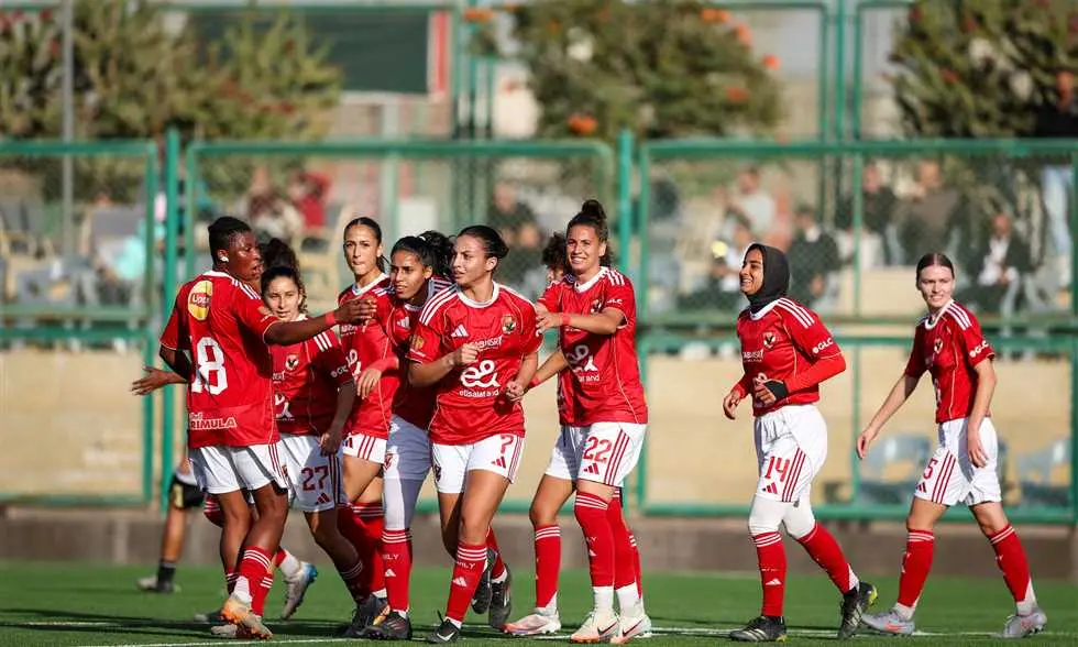 فوز فريق الأهلي على الزمالك بنتيجة 5 - 0 في بطولة الدوري المصري الممتاز - سيدات.