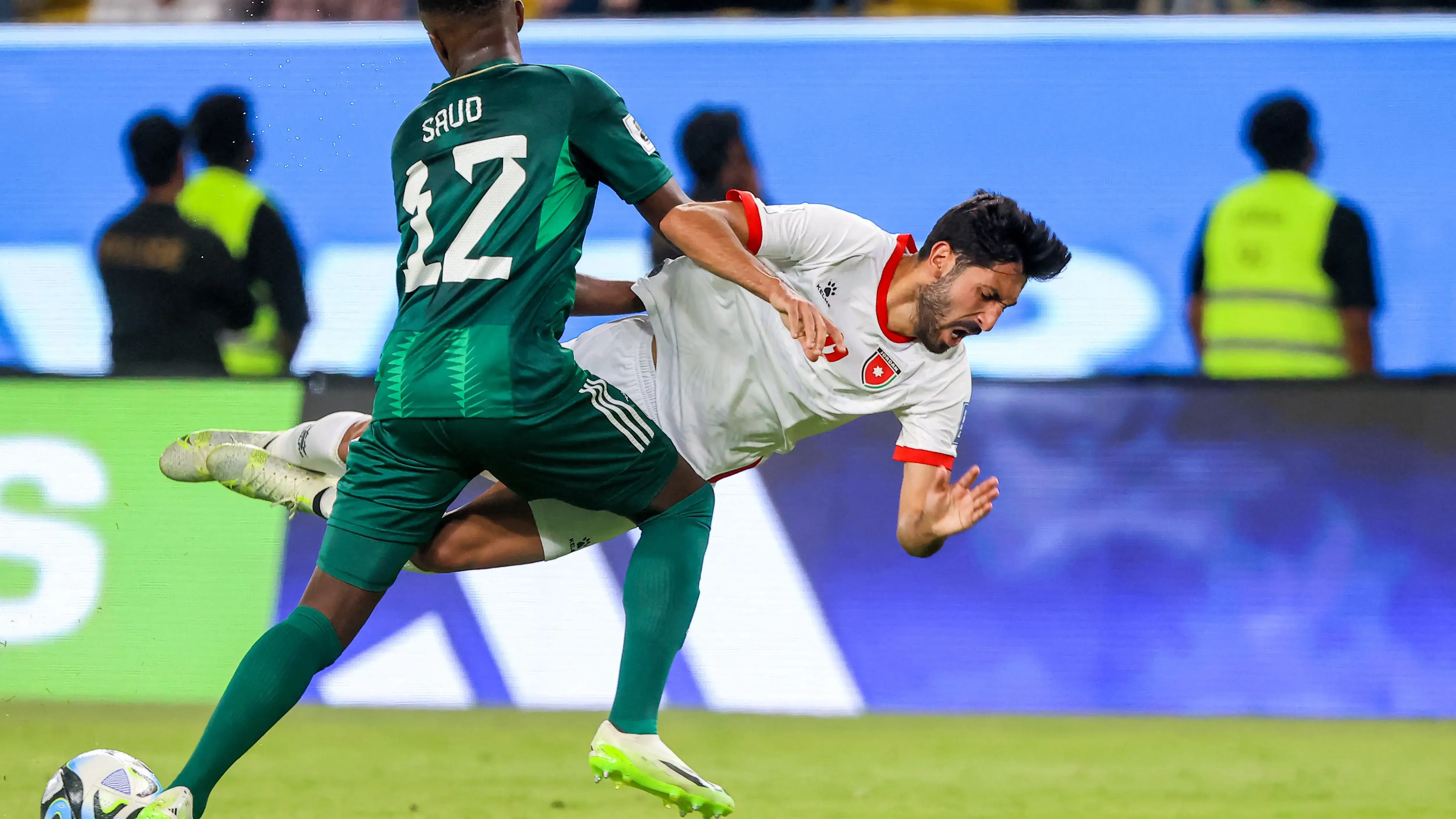 فاز فريق القادسية على فريق الحزم بنتيجة 3 - 1 في بطولة كأس خادم الحرمين الشريفين.